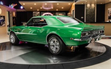 Unknown-Camaro-1968-Rally-Green-Houndstooth-17