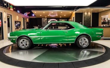 Unknown-Camaro-1968-Rally-Green-Houndstooth-19