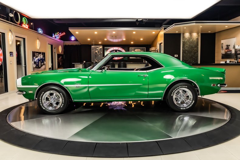 Unknown-Camaro-1968-Rally-Green-Houndstooth-19