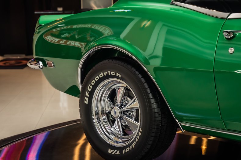 Unknown-Camaro-1968-Rally-Green-Houndstooth-24