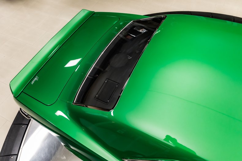 Unknown-Camaro-1968-Rally-Green-Houndstooth-25