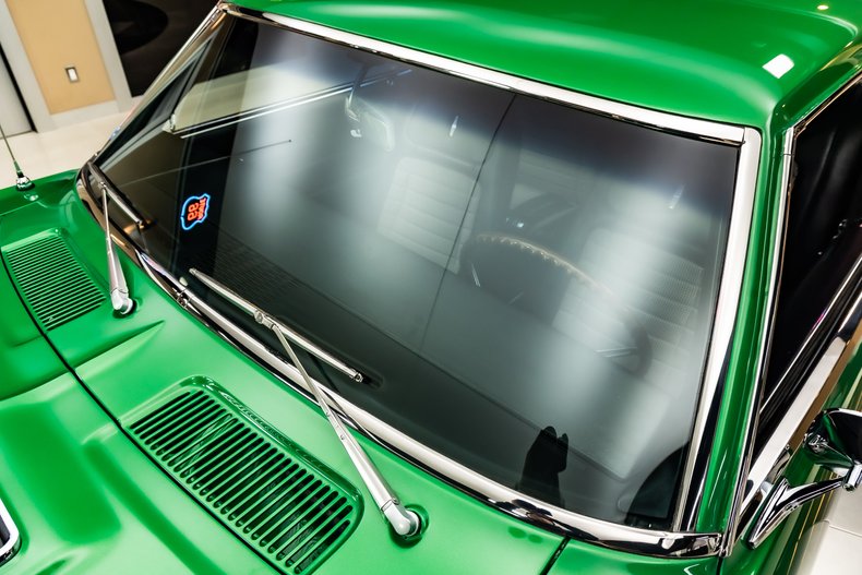 Unknown-Camaro-1968-Rally-Green-Houndstooth-29