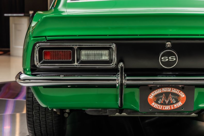 Unknown-Camaro-1968-Rally-Green-Houndstooth-35