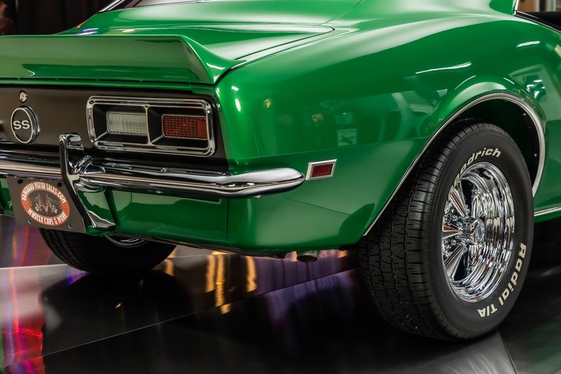 Unknown-Camaro-1968-Rally-Green-Houndstooth-41