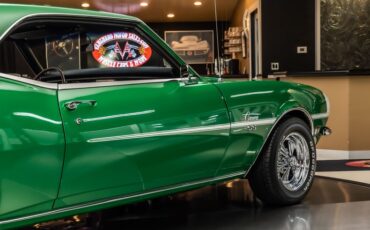 Unknown-Camaro-1968-Rally-Green-Houndstooth-42