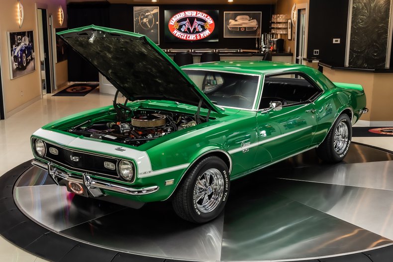 Unknown-Camaro-1968-Rally-Green-Houndstooth-7
