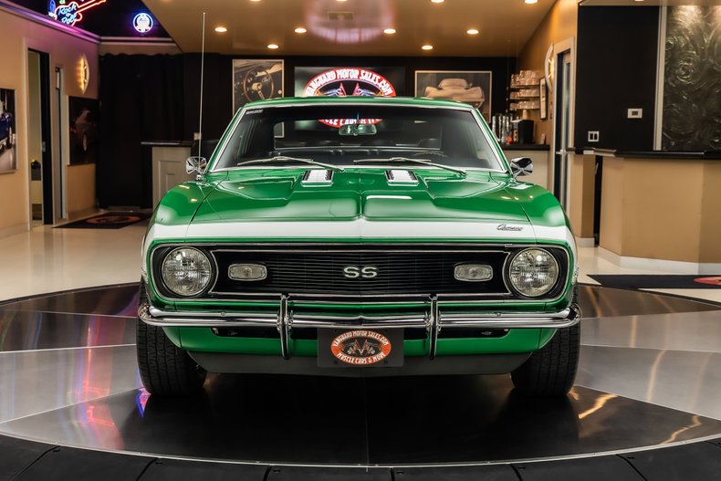 Unknown-Camaro-1968-Rally-Green-Houndstooth-8