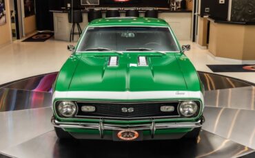 Unknown-Camaro-1968-Rally-Green-Houndstooth-9
