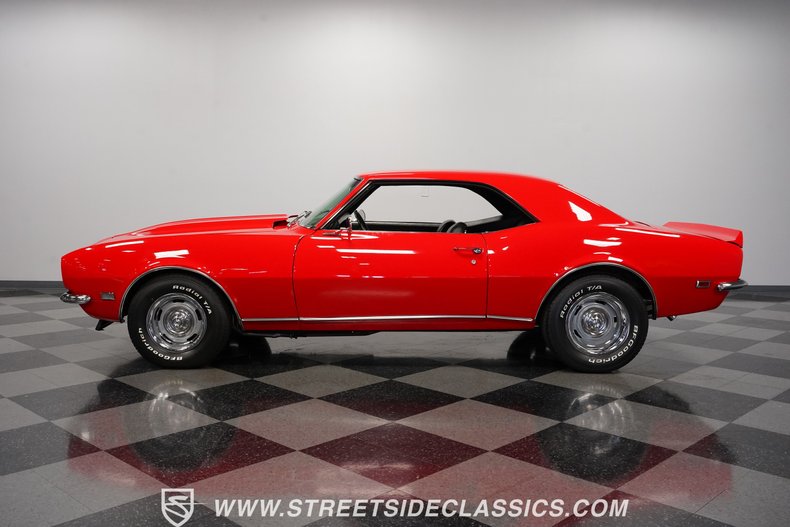 Unknown-Camaro-1968-Red-Black-10