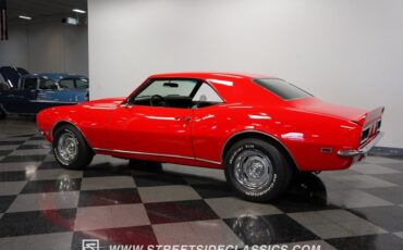 Unknown-Camaro-1968-Red-Black-11