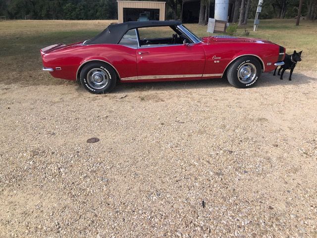 Unknown-Camaro-1968-Red-Black-12