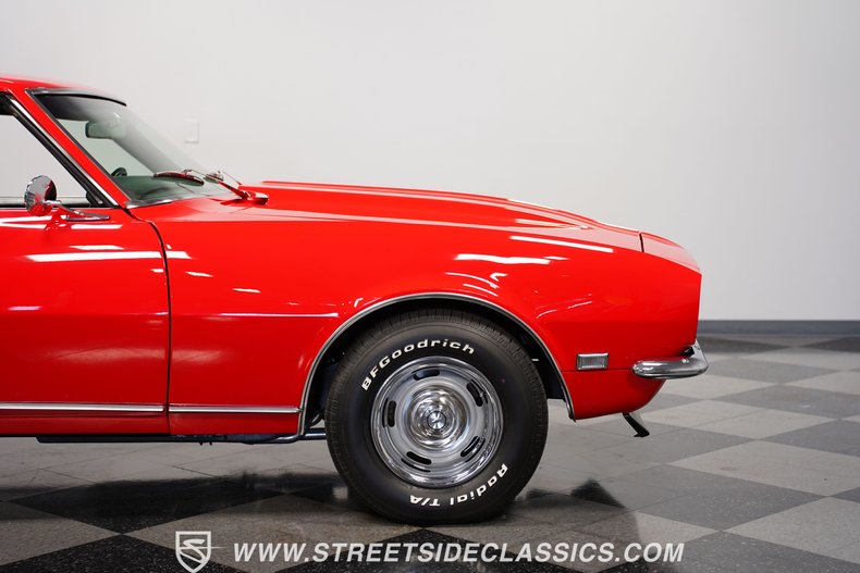Unknown-Camaro-1968-Red-Black-12