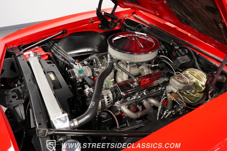 Unknown-Camaro-1968-Red-Black-14