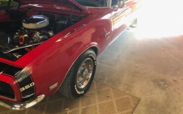 Unknown-Camaro-1968-Red-Black-15
