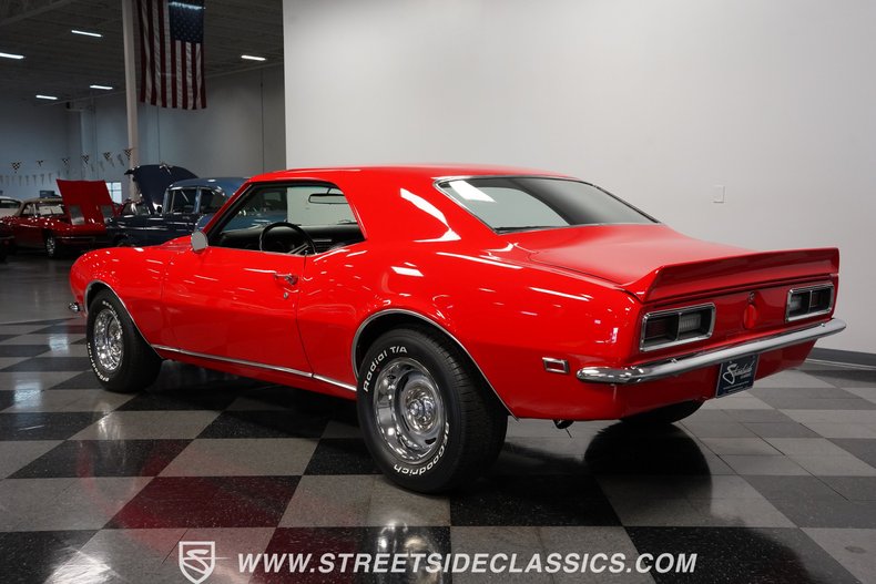 Unknown-Camaro-1968-Red-Black-15