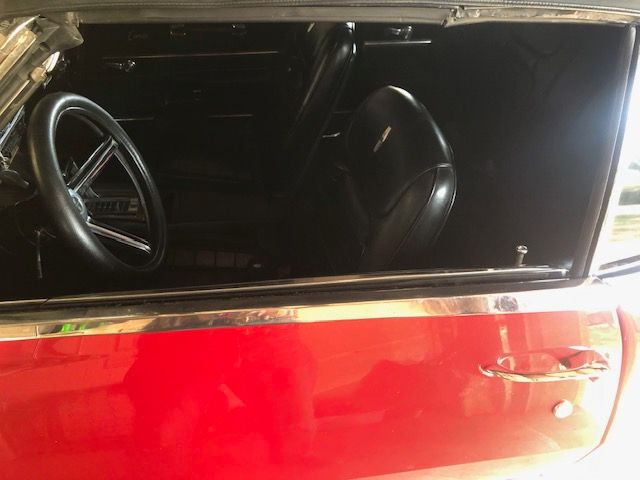 Unknown-Camaro-1968-Red-Black-16