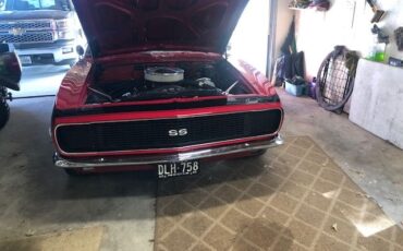 Unknown-Camaro-1968-Red-Black-18
