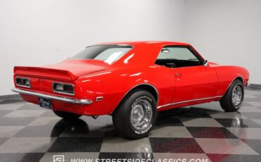 Unknown-Camaro-1968-Red-Black-18