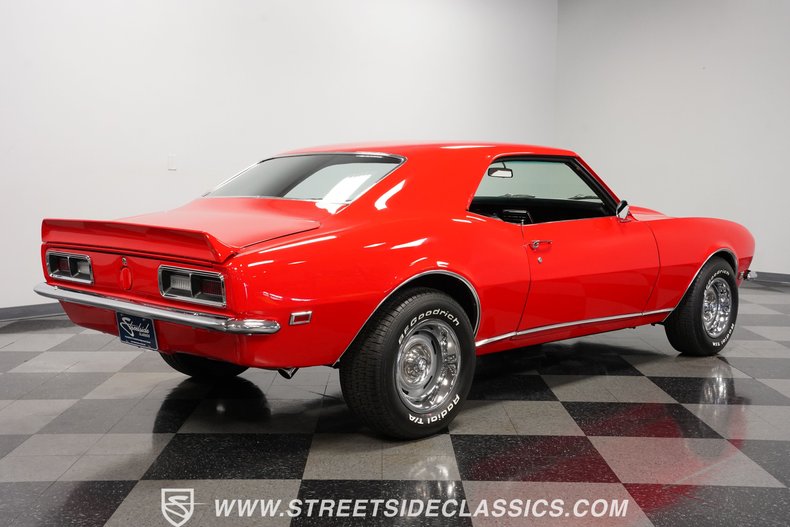 Unknown-Camaro-1968-Red-Black-18