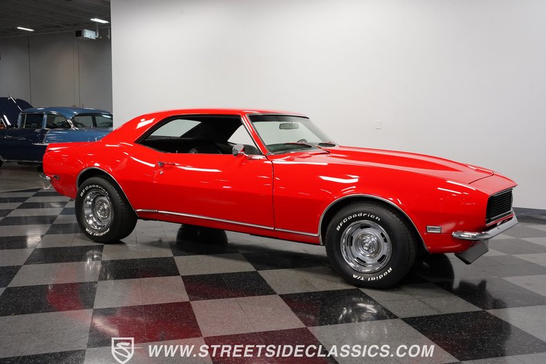 Unknown-Camaro-1968-Red-Black-20