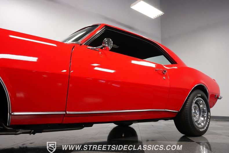 Unknown-Camaro-1968-Red-Black-27