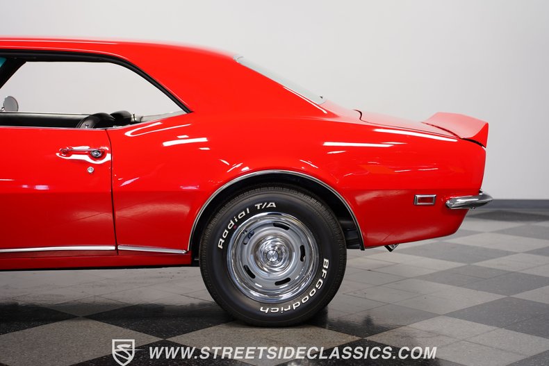Unknown-Camaro-1968-Red-Black-29