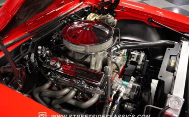 Unknown-Camaro-1968-Red-Black-32