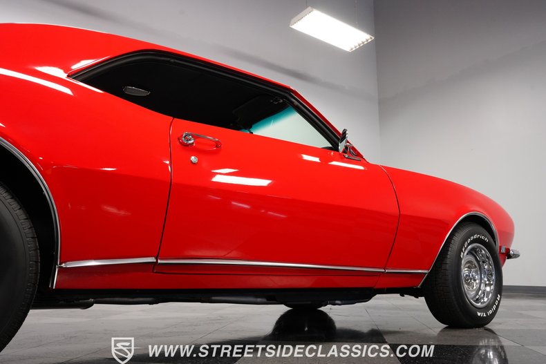 Unknown-Camaro-1968-Red-Black-5