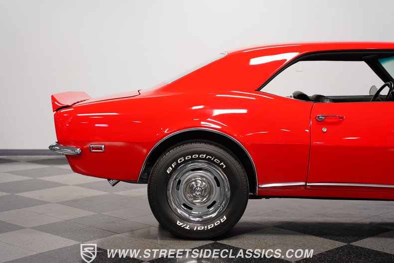 Unknown-Camaro-1968-Red-Black-6