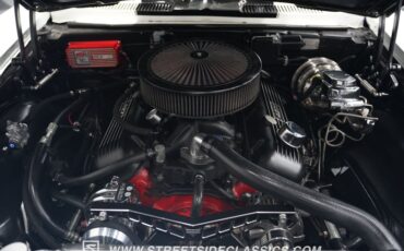 Unknown-Camaro-1968-White-Black-1