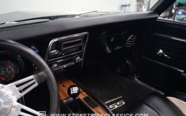 Unknown-Camaro-1968-White-Black-10