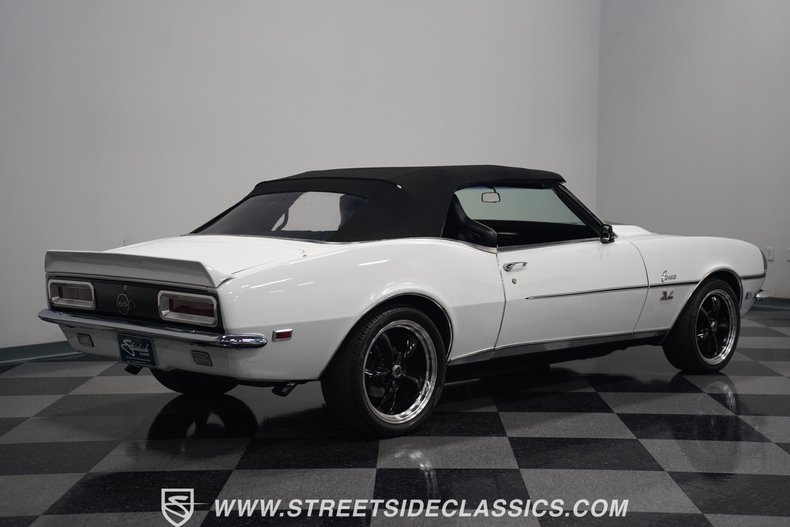 Unknown-Camaro-1968-White-Black-15