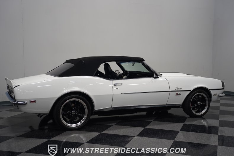 Unknown-Camaro-1968-White-Black-16