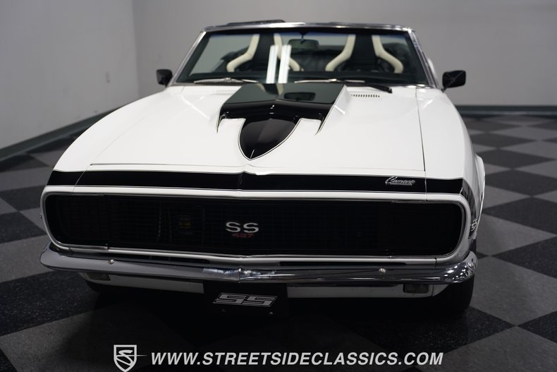 Unknown-Camaro-1968-White-Black-22