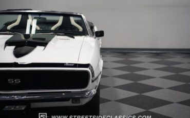 Unknown-Camaro-1968-White-Black-23
