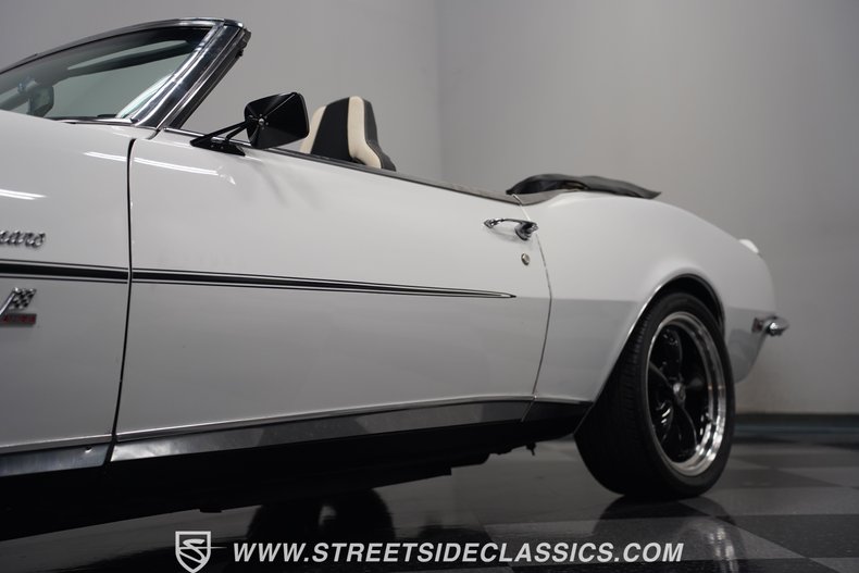 Unknown-Camaro-1968-White-Black-25