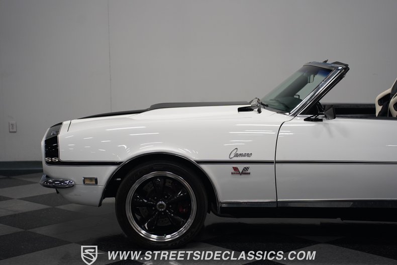 Unknown-Camaro-1968-White-Black-26