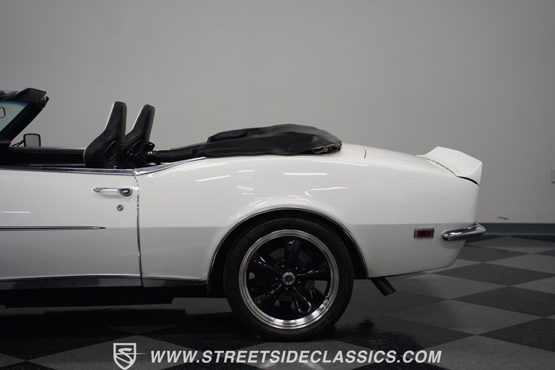 Unknown-Camaro-1968-White-Black-27