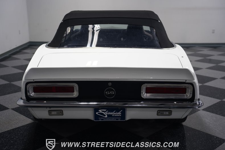 Unknown-Camaro-1968-White-Black-28