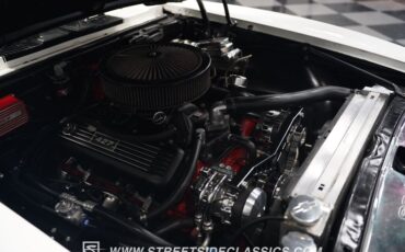 Unknown-Camaro-1968-White-Black-36