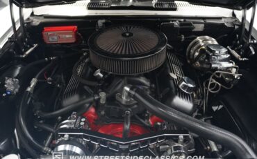 Unknown-Camaro-1968-White-Black-37