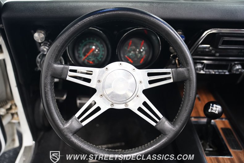 Unknown-Camaro-1968-White-Black-43