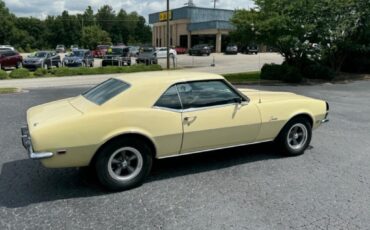Unknown-Camaro-1968-Yeloow-Black-1