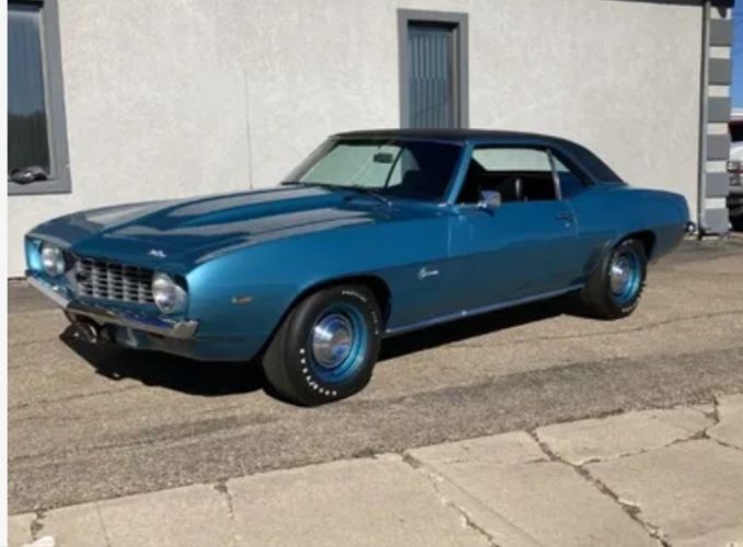 Unknown-Camaro-1969-2