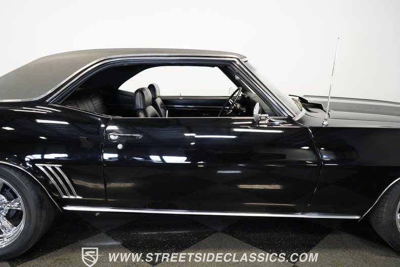 Unknown-Camaro-1969-Black-Black-33