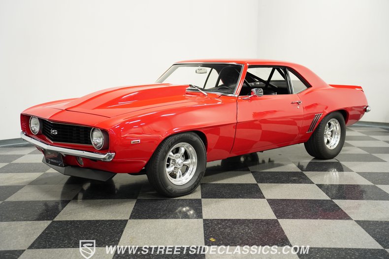 Unknown-Camaro-1969-Bolero-Red-Black-13