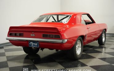 Unknown-Camaro-1969-Bolero-Red-Black-19