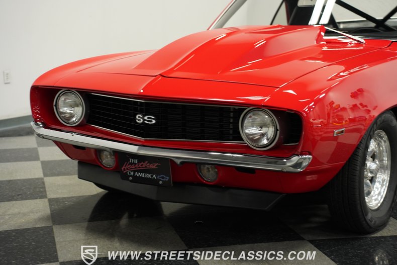 Unknown-Camaro-1969-Bolero-Red-Black-27