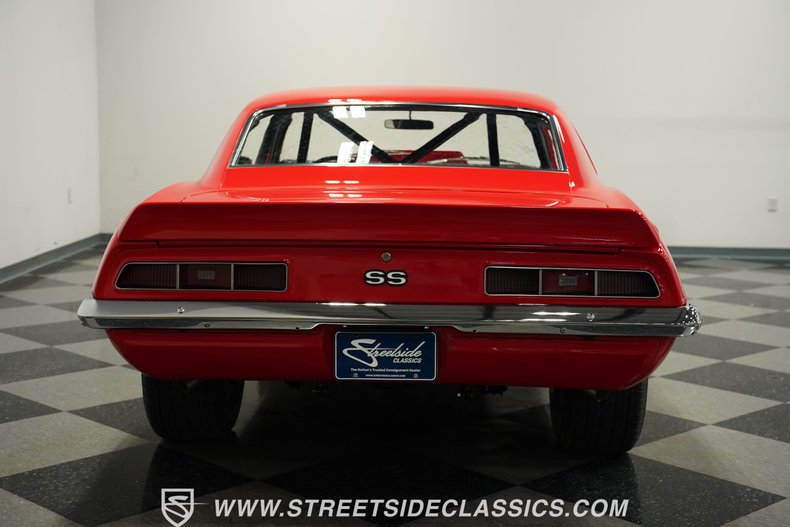 Unknown-Camaro-1969-Bolero-Red-Black-33