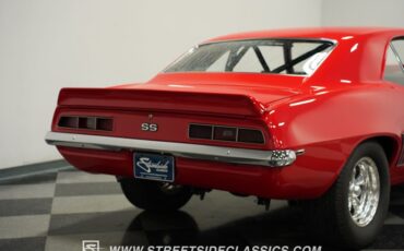 Unknown-Camaro-1969-Bolero-Red-Black-34